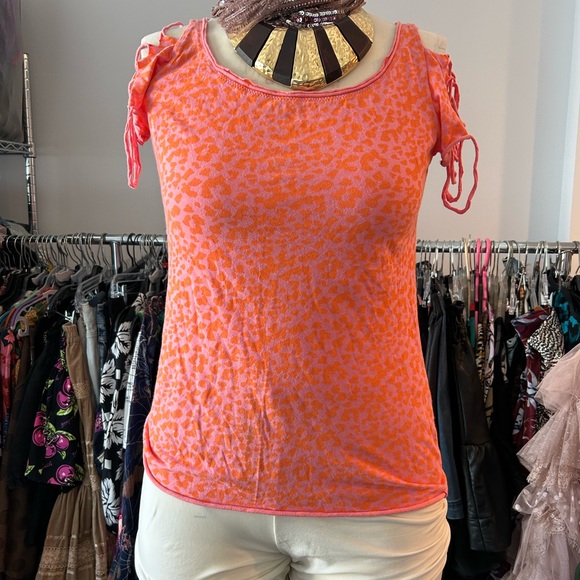 RACHEL Rachel Roy Tops - Rachel Rachel Roy tee